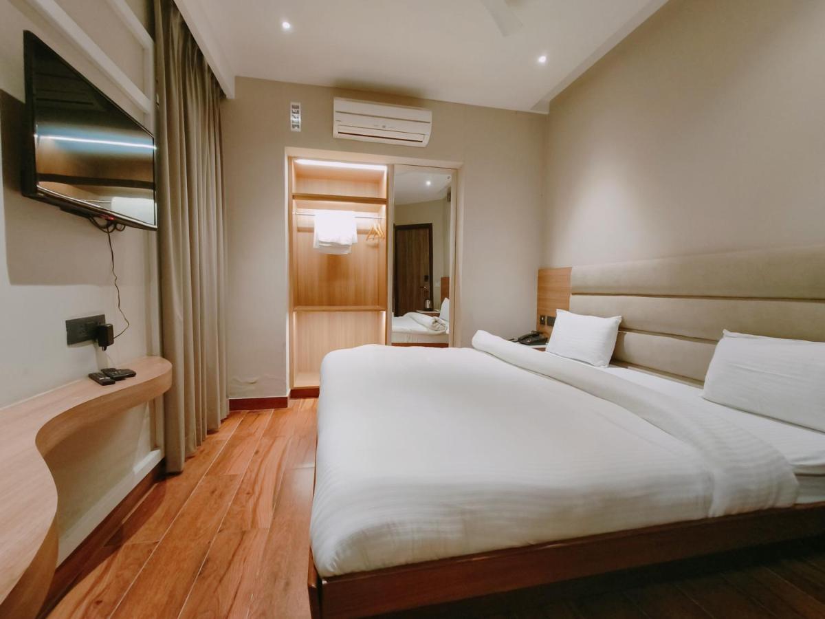 Aura Rooms Dehradún Kültér fotó