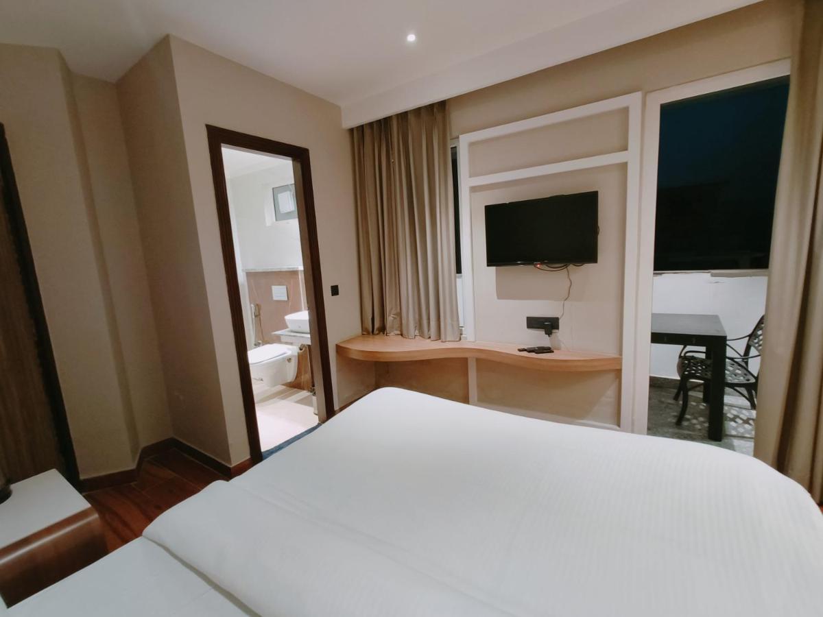 Aura Rooms Dehradún Kültér fotó